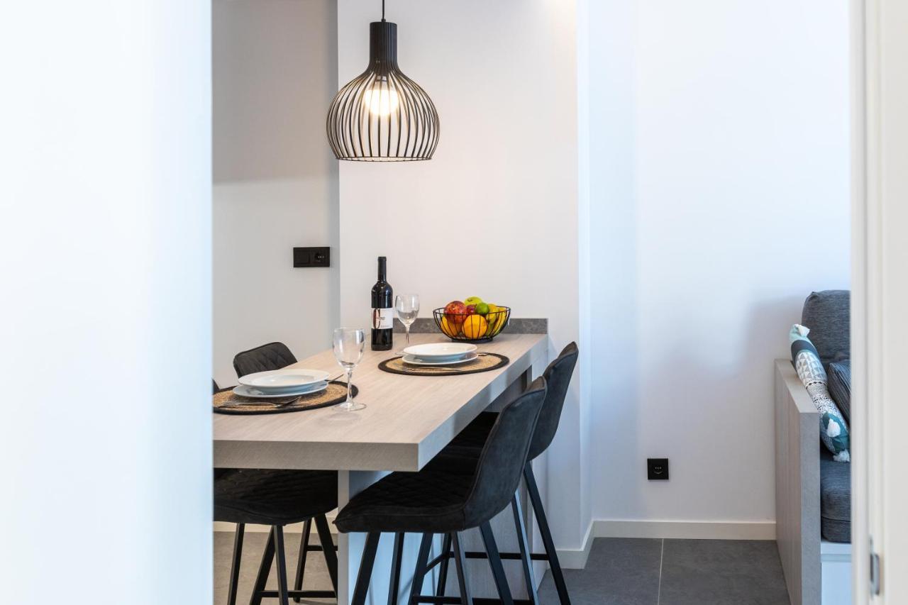 Art Apartments كاستيلديفيلس المظهر الخارجي الصورة